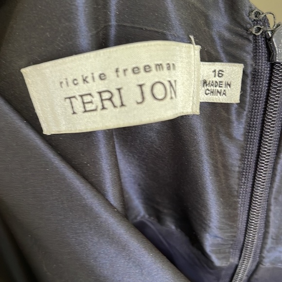 Teri Jon long dress. Size 16 blue taffeta top and chiffon bottom. - Picture 5 of 8